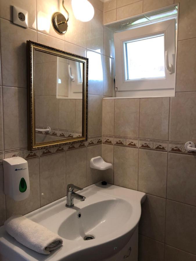 Appartamento Laura-Haus Vonyarcvashegy Esterno foto